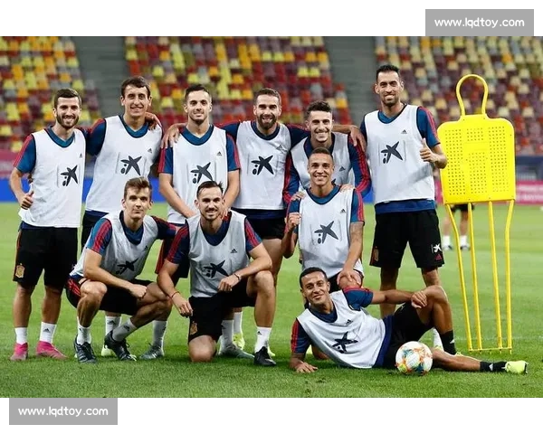 阿根廷铁哨特略执法世俱杯焦点战：多特蒙德对阵蒙特雷